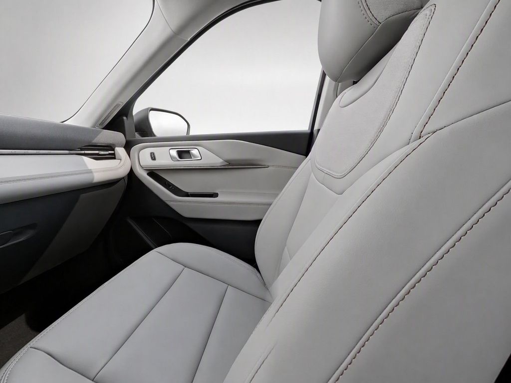 New 2026 Agate Black Metallic Ford Active image 14