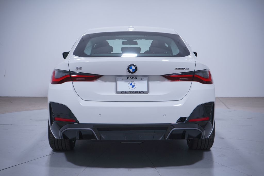 Thumbnail: 2026 BMW i4 - 5