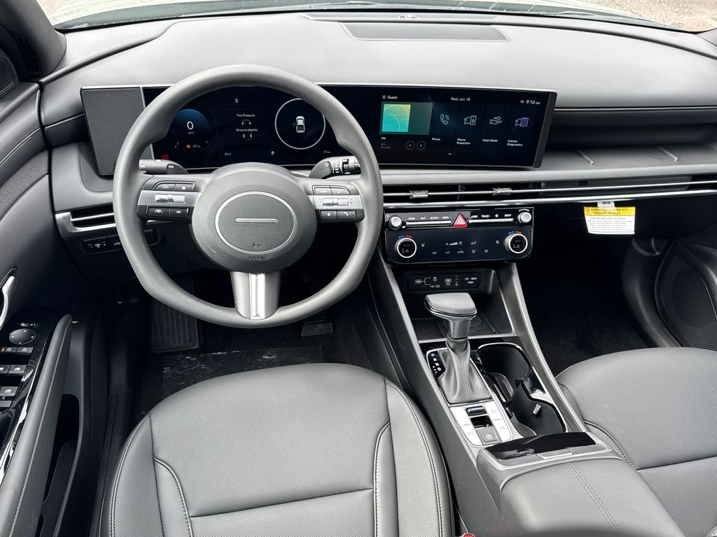 2025 Hyundai Santa Cruz SEL Activity photo 14