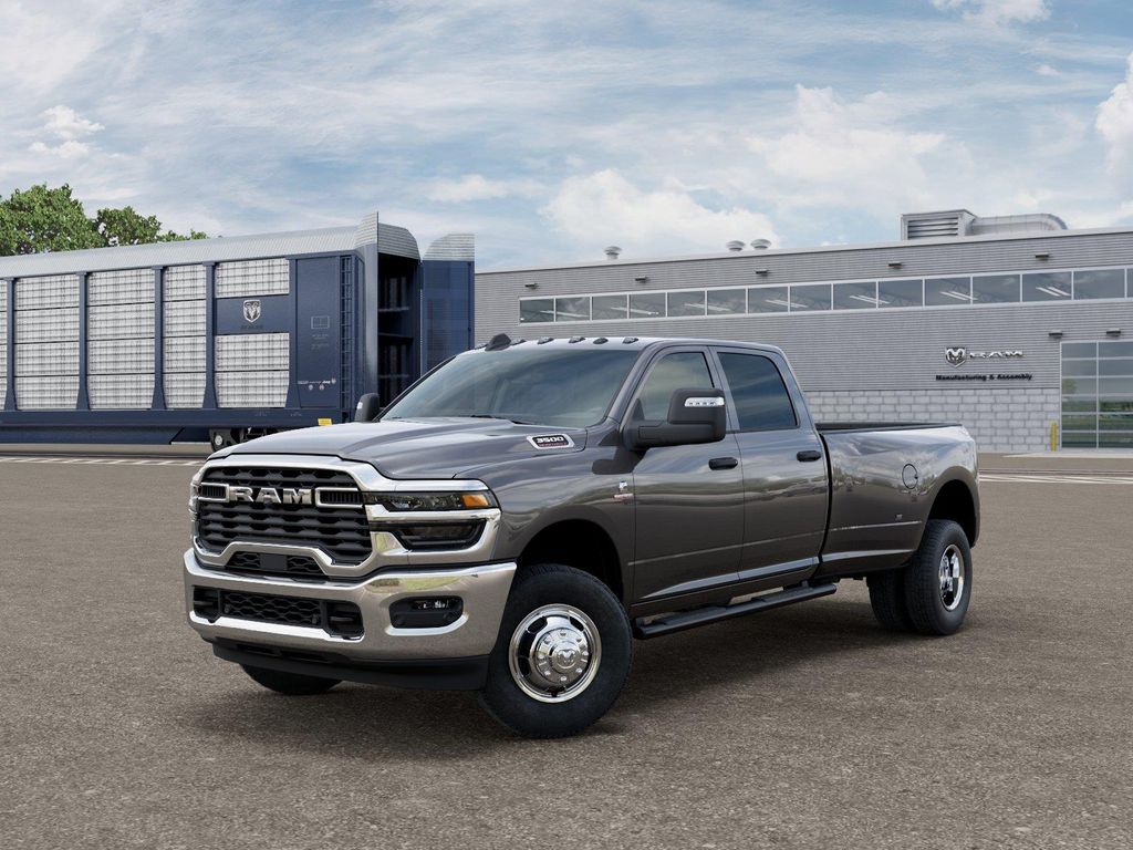 2026 RAM 3500 Tradesman Crew Cab LB DRW 4WD