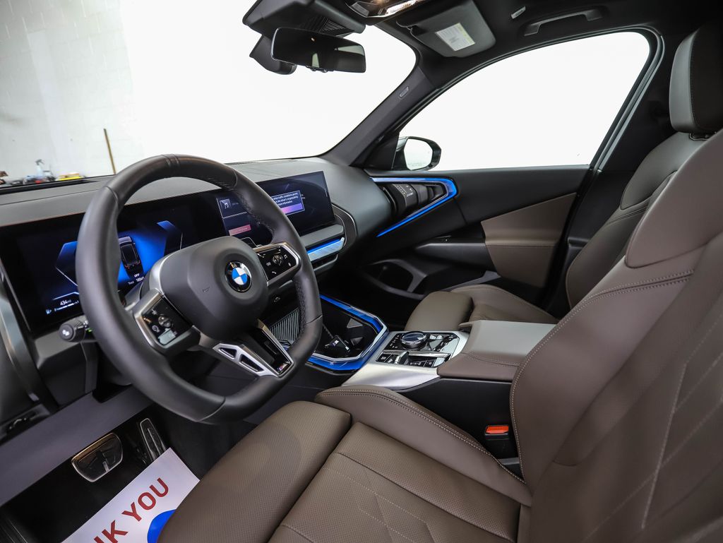 Thumbnail: 2025 BMW X3 - 10