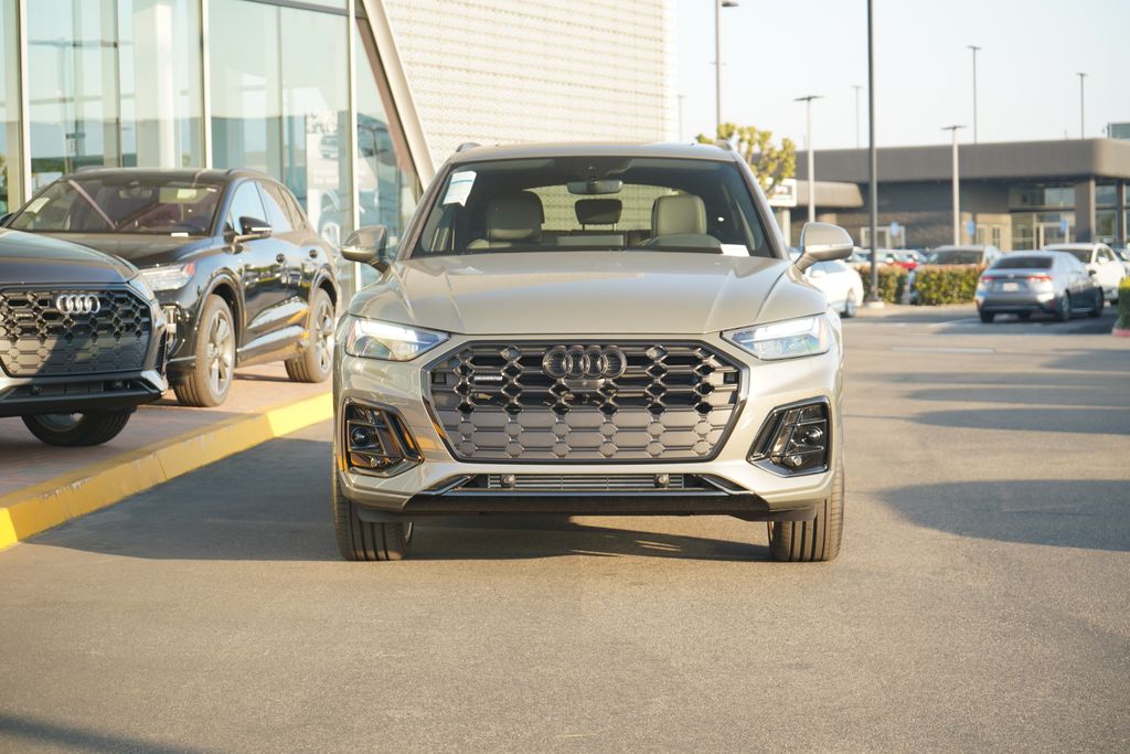 2025 Audi Q5  5