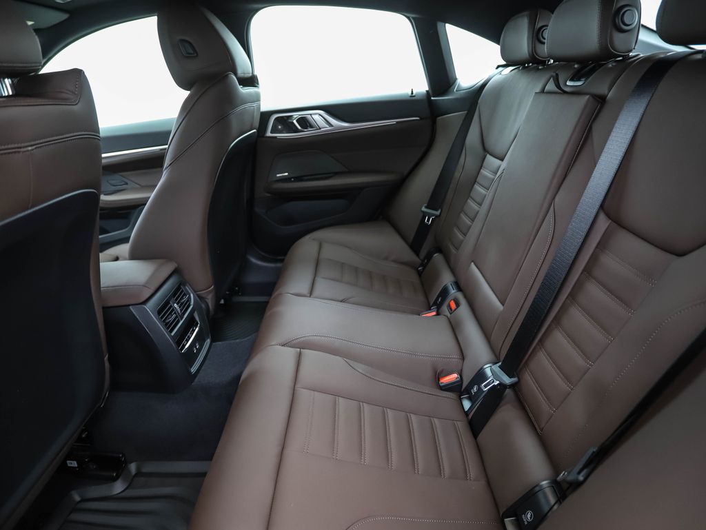 Thumbnail: 2026 BMW 4 Series - 22