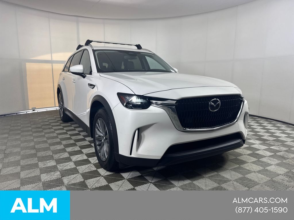 Used 2024 White Mazda Preferred image 4