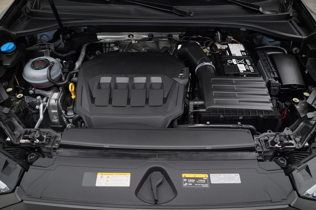 Thumbnail: 2025 Audi Q3 - 13