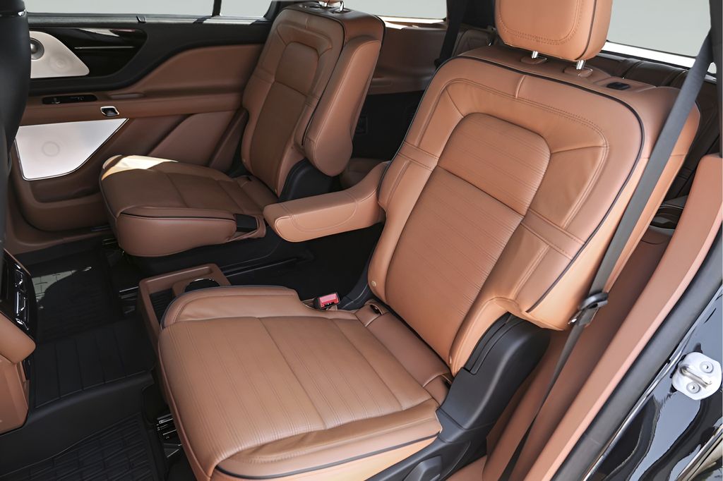 Used Car 2025 Lincoln Aviator  Black Label For Sale Under $80,000 In Austin, Texas