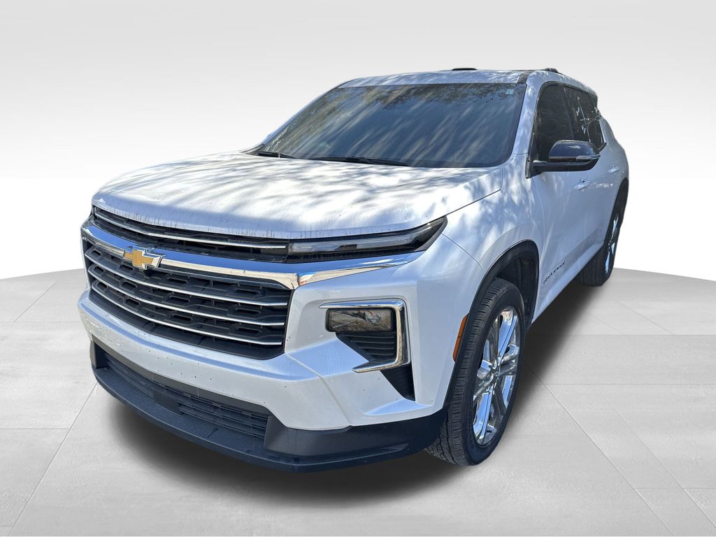 used 2025 Chevrolet Traverse car, priced at $37,791
