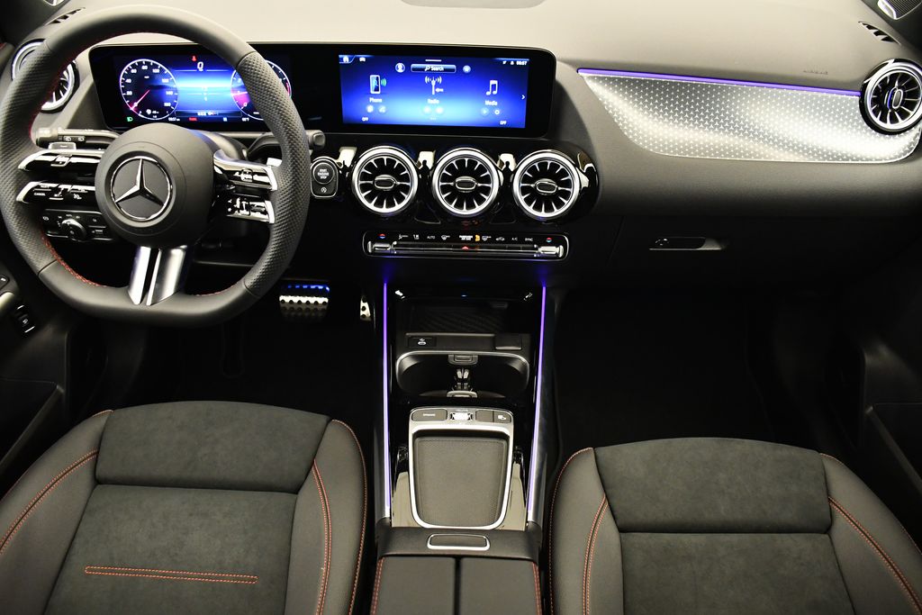 Thumbnail: 2025 Mercedes-Benz GLA - 19