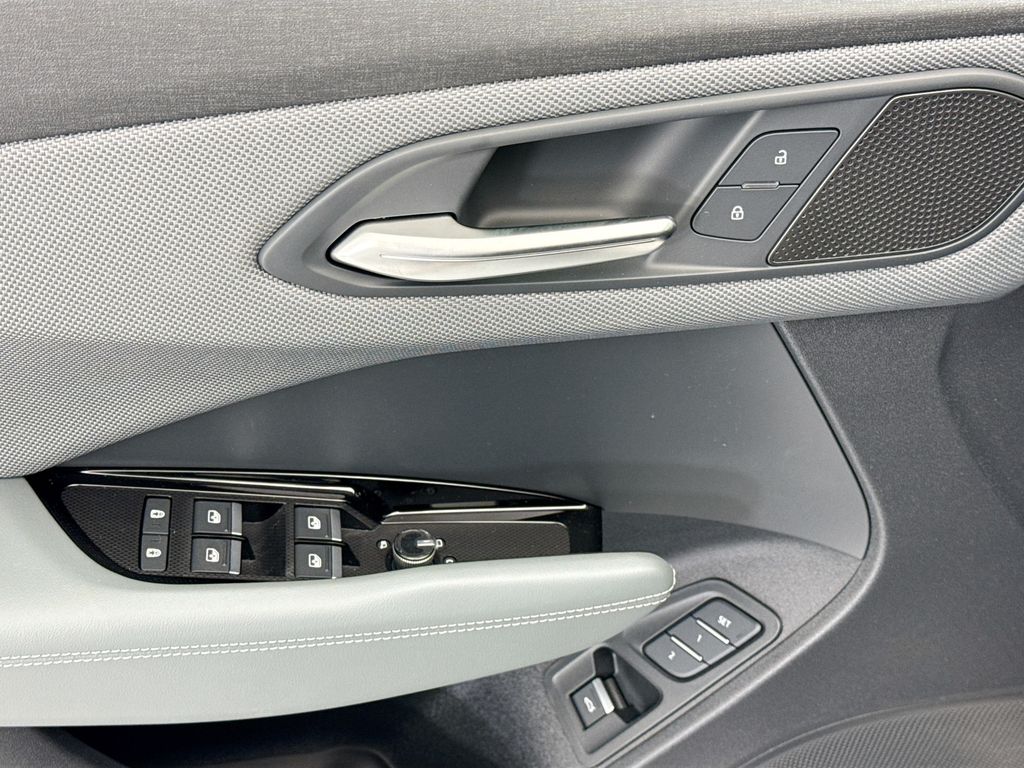 Thumbnail: 2026 Audi Q3 - 22