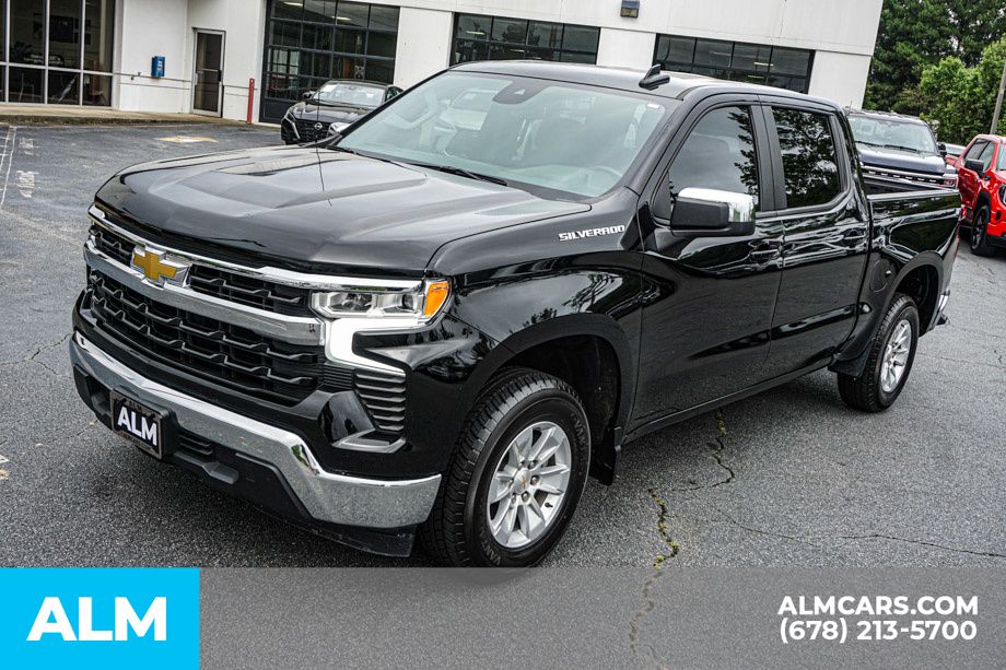 Used 2025 Black Chevrolet LT image 14