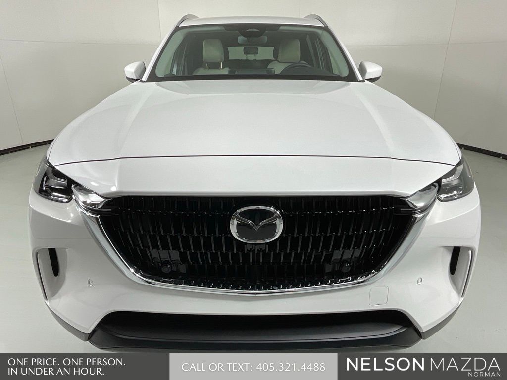 New 2026 White Mazda 3.3 Turbo Preferred image 2