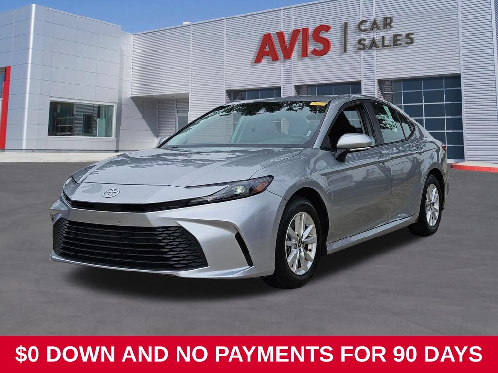 2025 Toyota Camry LE FWD