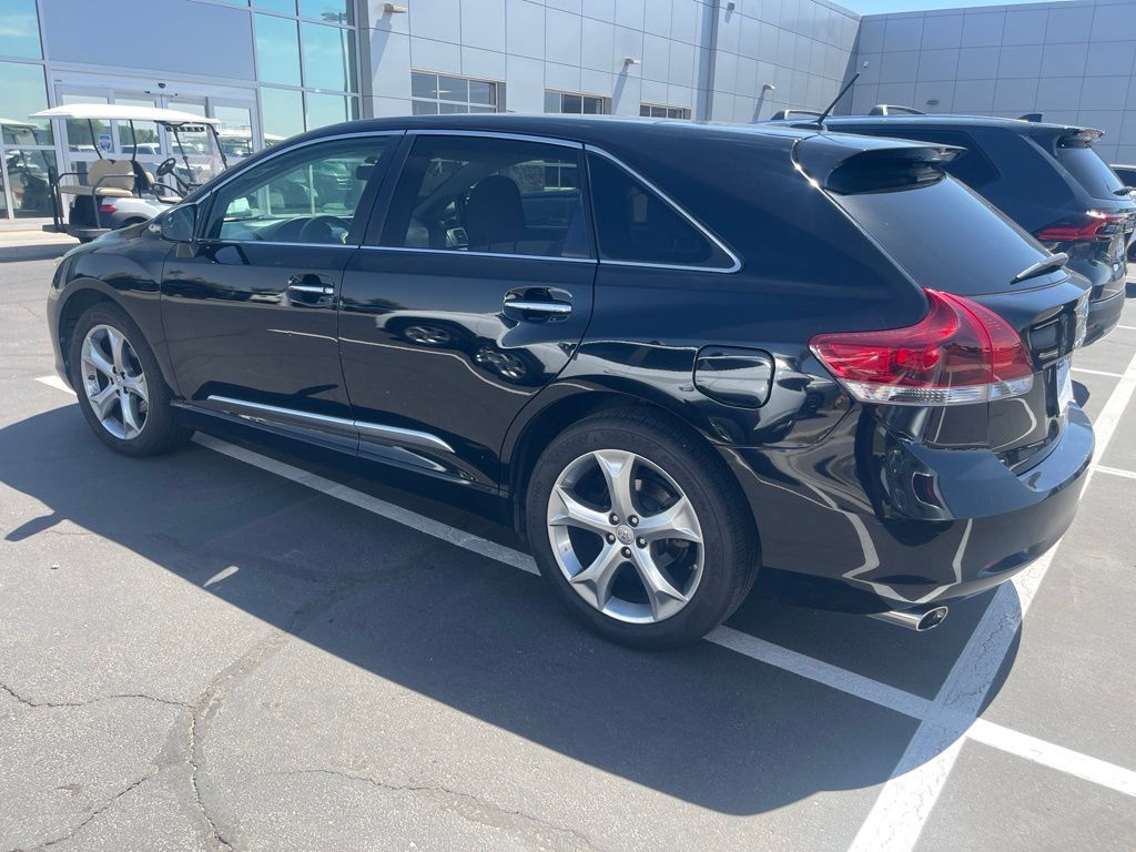 Thumbnail: 2013 Toyota Venza - 14