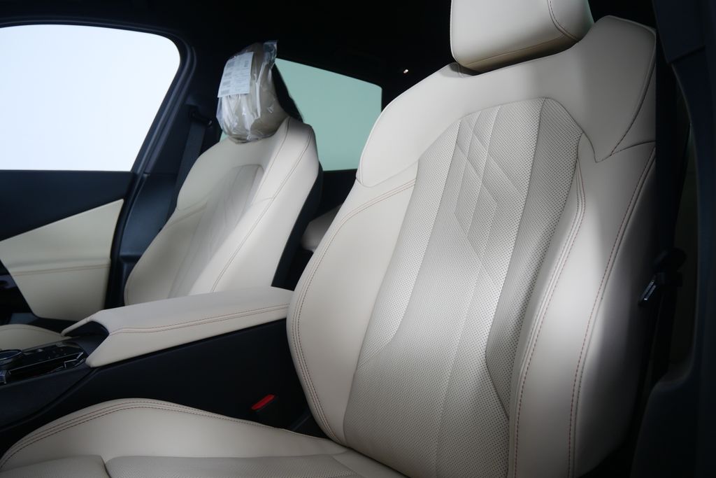 Thumbnail: 2026 BMW X3 - 11