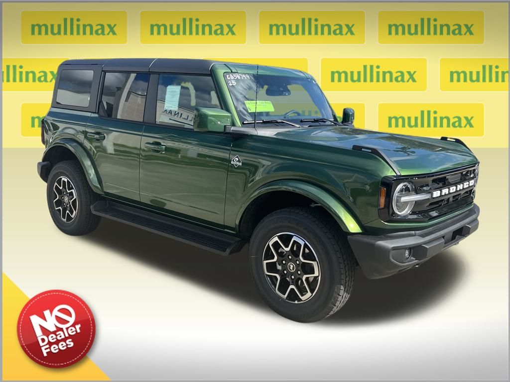 2025 Ford Bronco 4-Door Outer Banks's photo