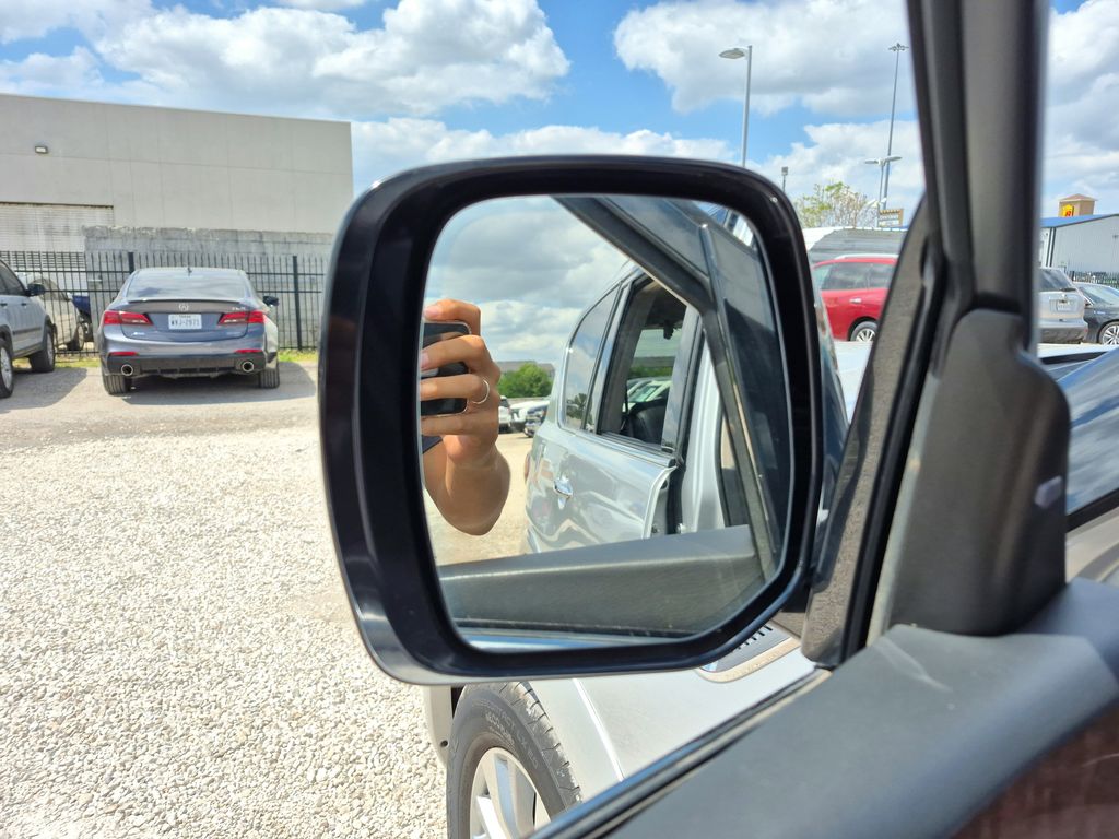2016 INFINITI QX80 Base Silver at Texan Dodge Chrysler Jeep Ram