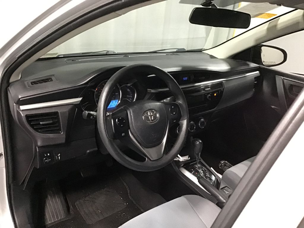 Thumbnail: 2014 Toyota Corolla - 7