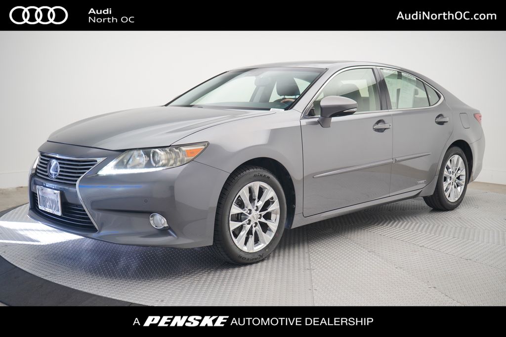 Thumbnail: 2013 Lexus ES - 1