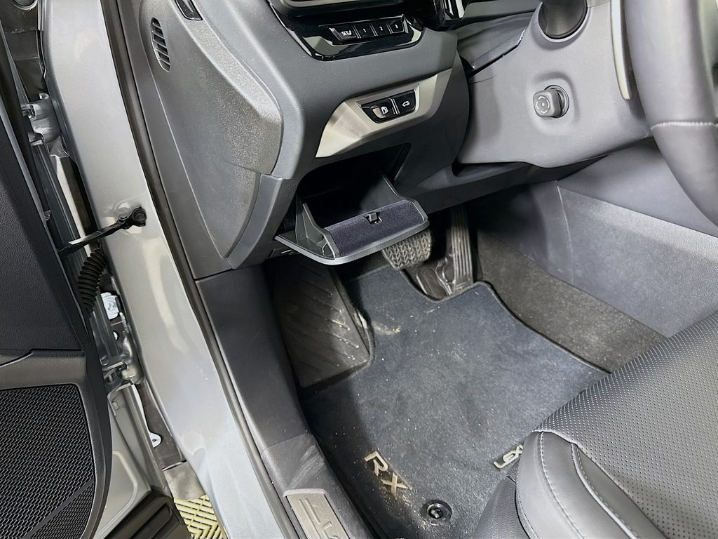 Thumbnail: 2025 Lexus RX - 10