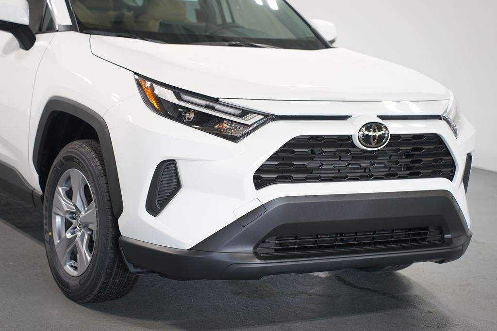 Thumbnail: 2025 Toyota RAV4 - 4