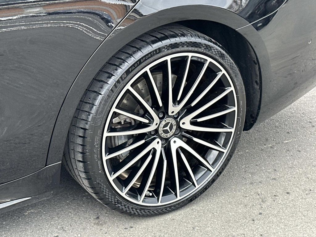 Thumbnail: 2022 Mercedes-Benz S-Class - 16