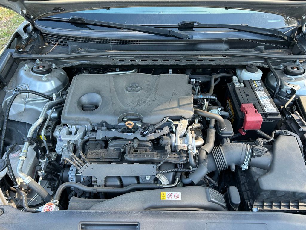 Thumbnail: 2020 Toyota Camry - 11