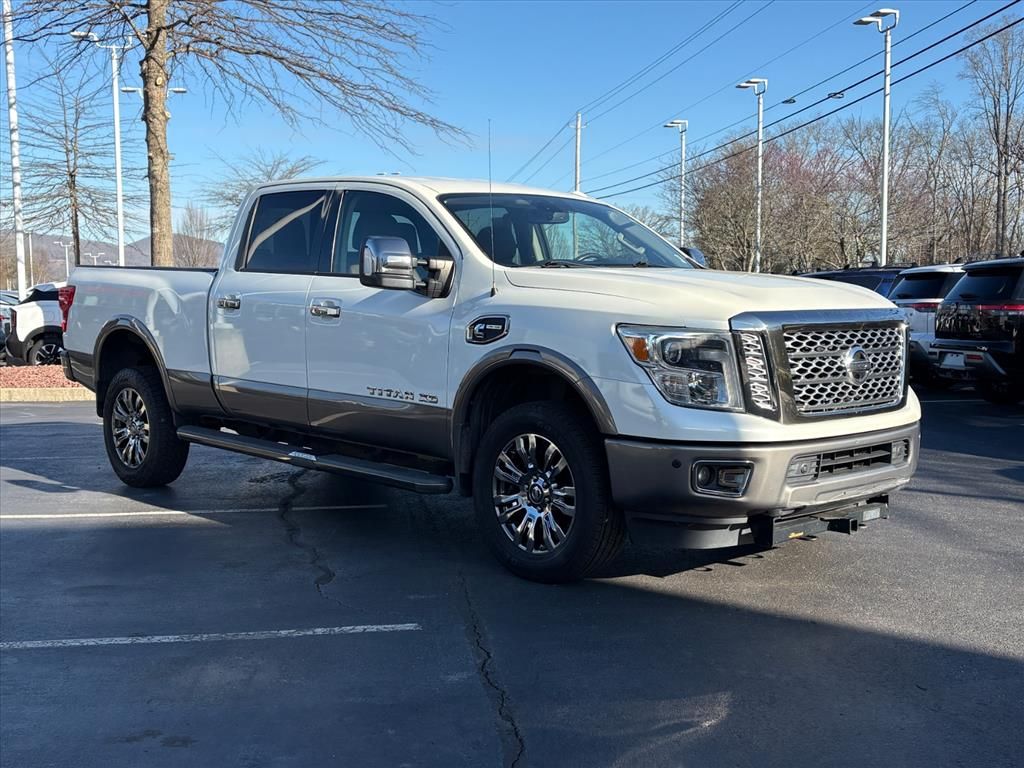 2017 Nissan Titan