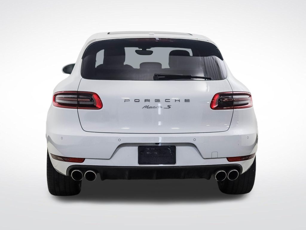 Thumbnail: 2018 Porsche Macan - 4