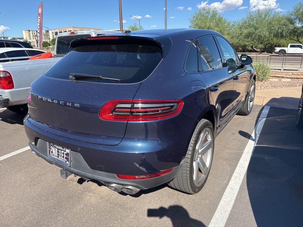 Thumbnail: 2016 Porsche Macan - 28