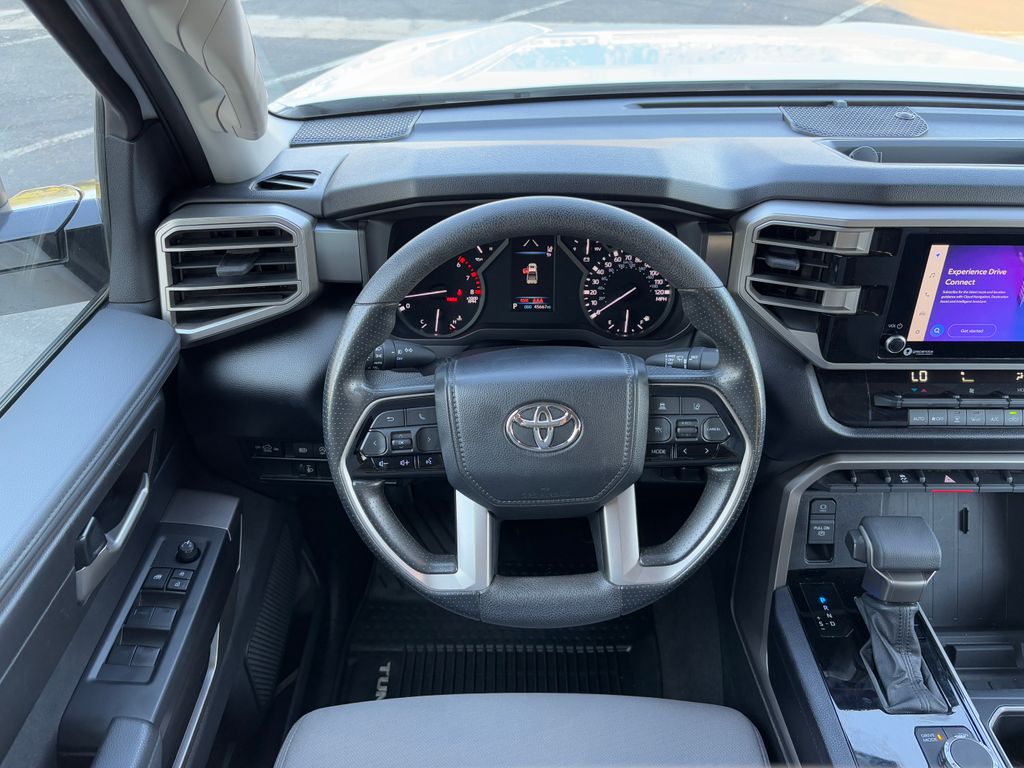 Thumbnail: 2022 Toyota Tundra - 11