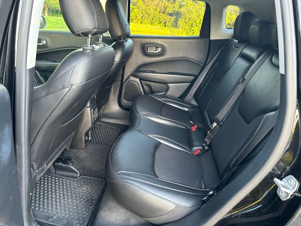 Thumbnail: 2020 Jeep Compass - 13