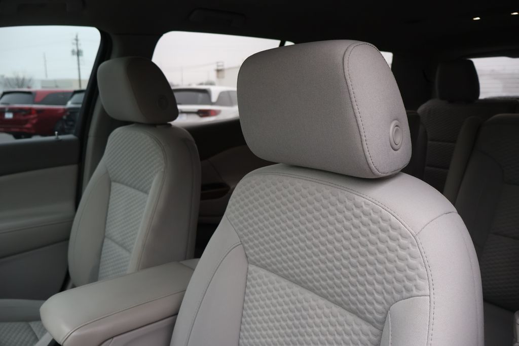 Thumbnail: 2019 GMC Acadia - 30