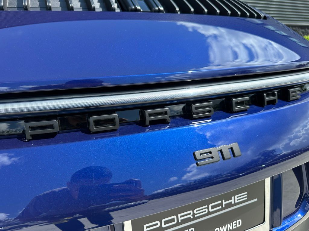 2024 Porsche 911 Carrera S 13