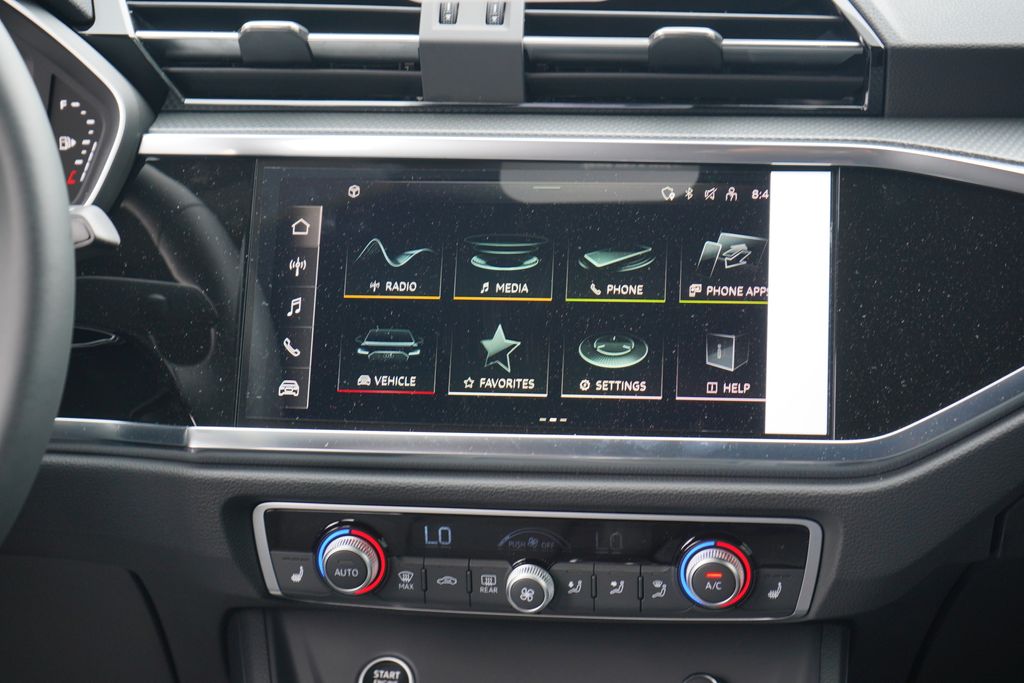 Thumbnail: 2025 Audi Q3 - 8