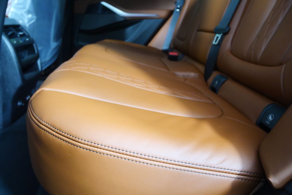 Thumbnail: 2026 BMW X5 - 14