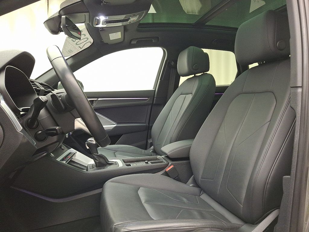 Thumbnail: 2023 Audi Q3 - 13