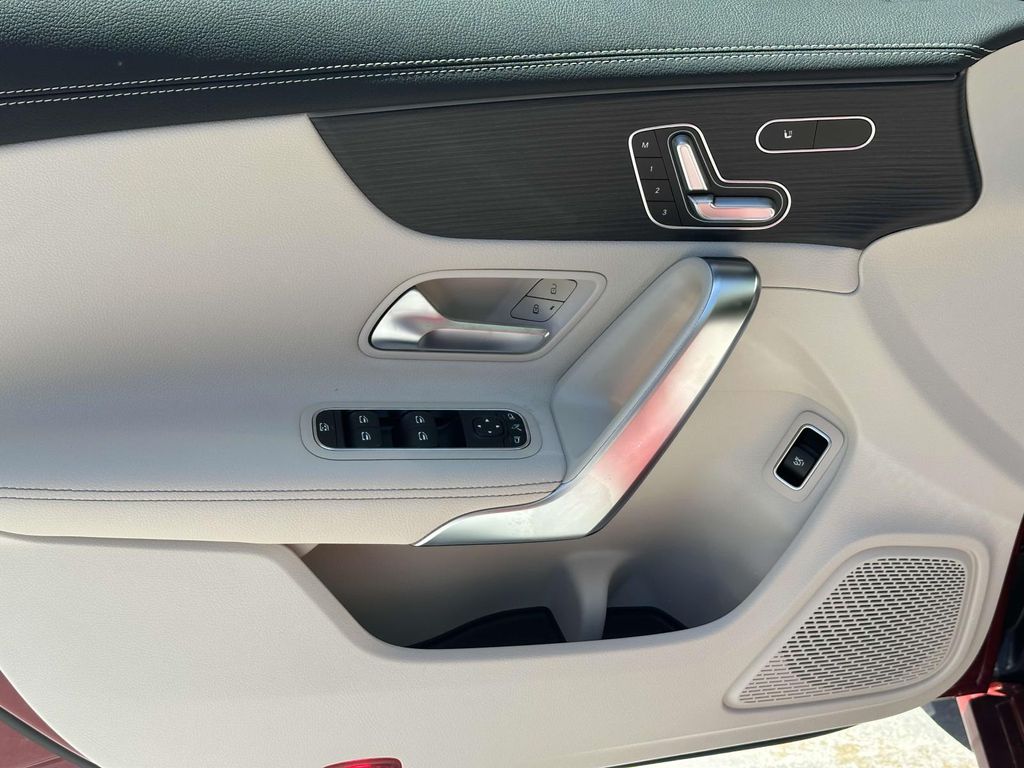 2025 Mercedes-Benz CLA 250 15