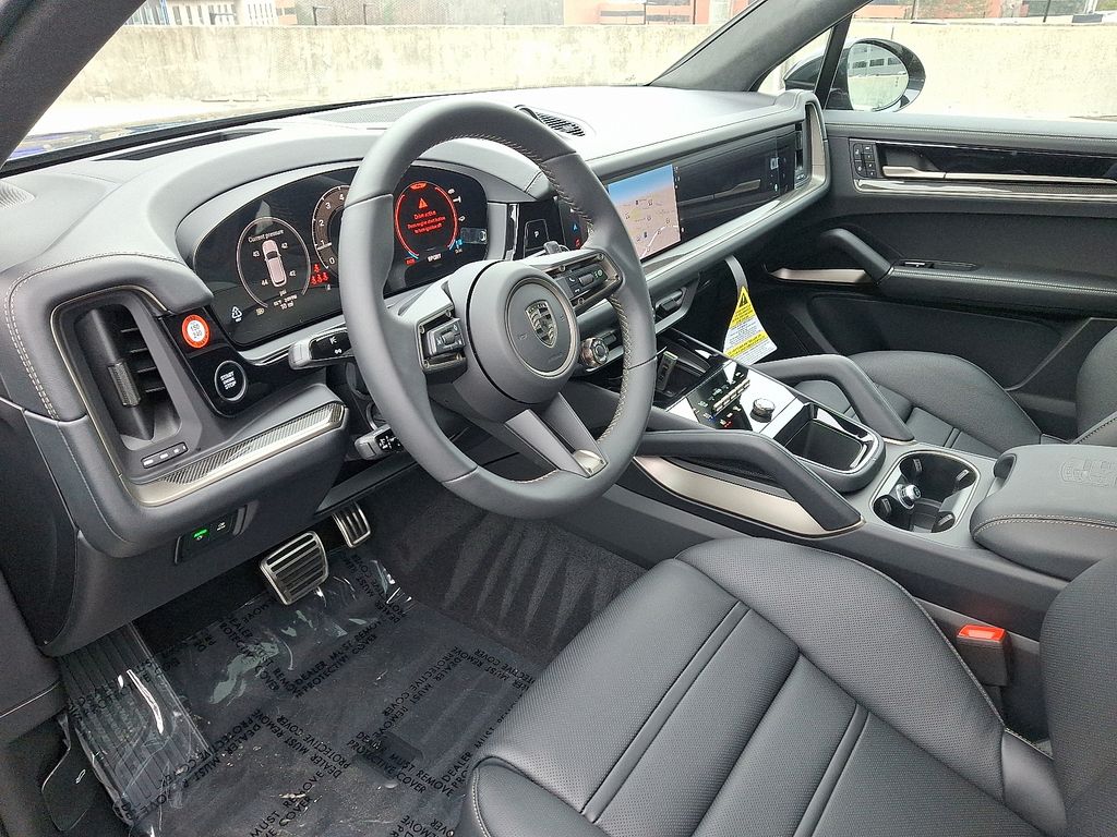 Thumbnail: 2026 Porsche Cayenne - 4