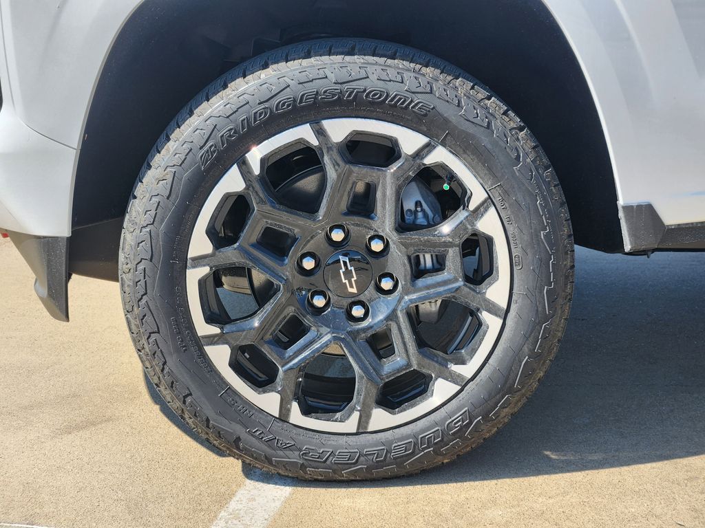 2026 Chevrolet Colorado Z71 photo 3