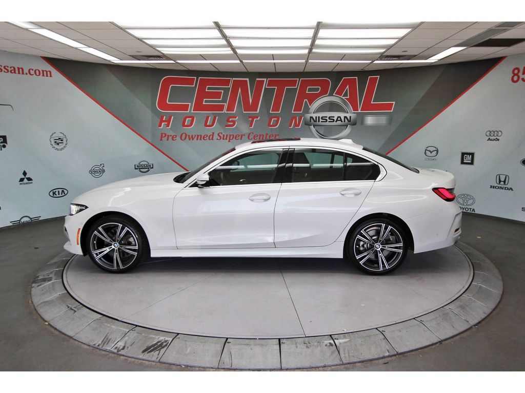 2024 BMW 3 Series 330i xDrive - 2