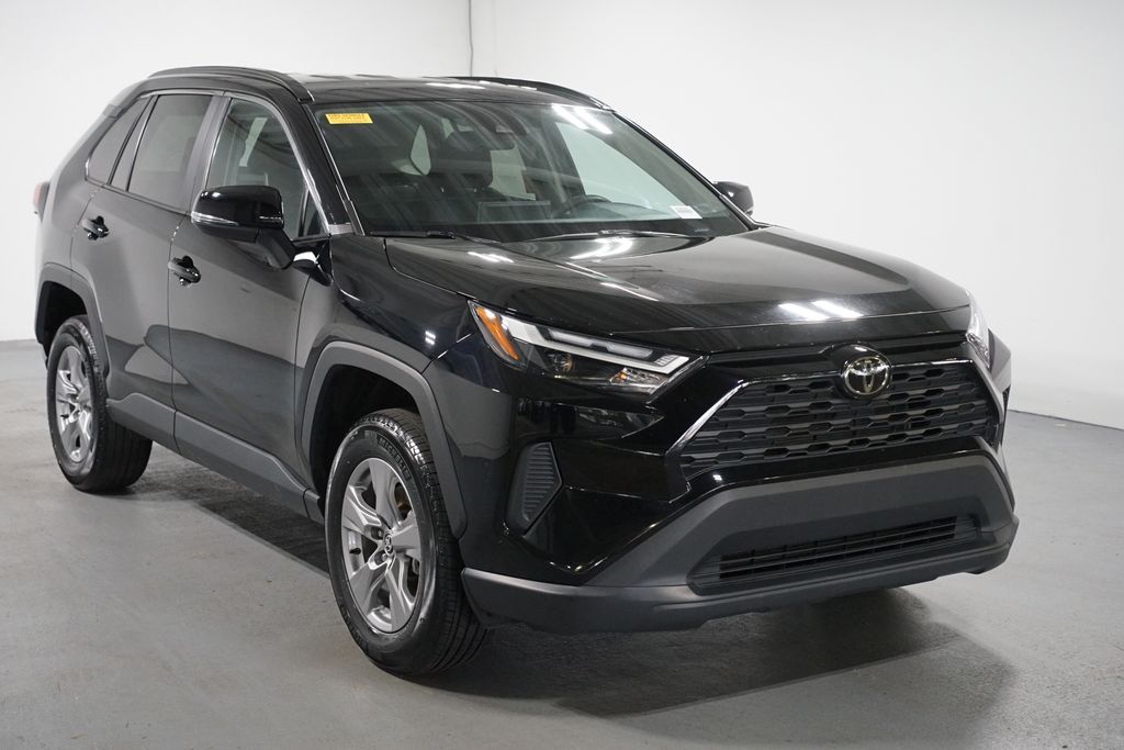Thumbnail: 2025 Toyota RAV4 - 3
