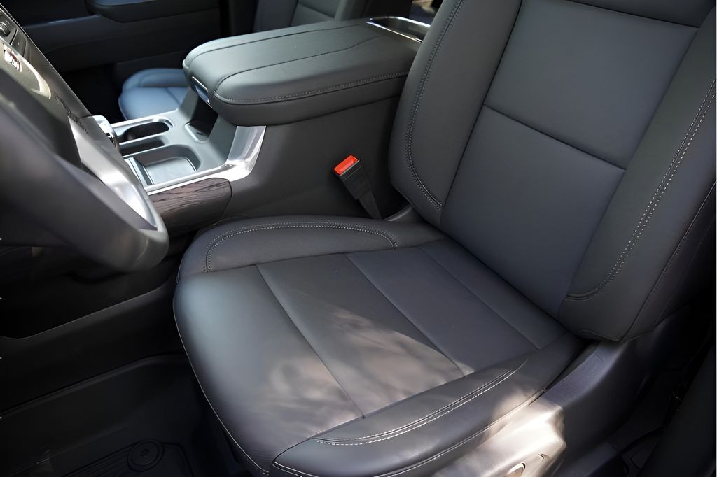 New 2026 White GMC SLT image 12