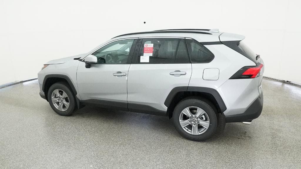 Thumbnail: 2025 Toyota RAV4 - 26