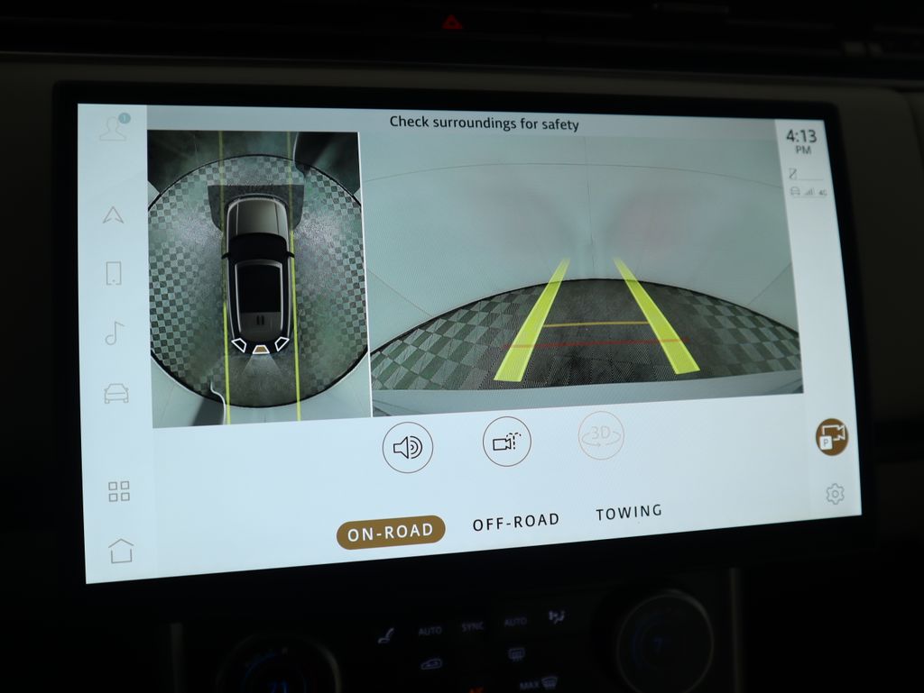 Thumbnail: 2023 Land Rover Range Rover - 16