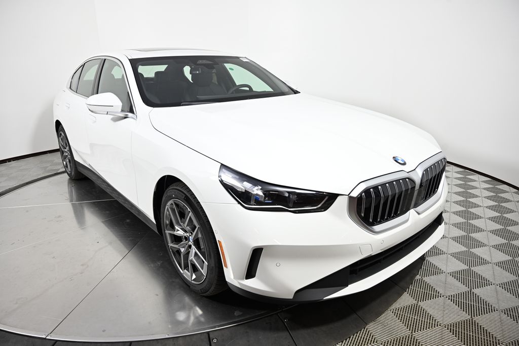 Thumbnail: 2026 BMW 5 Series - 7