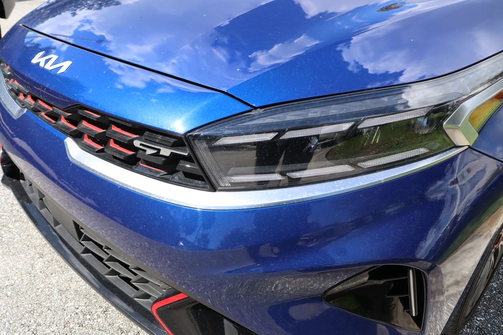 Thumbnail: 2024 Kia Forte - 3