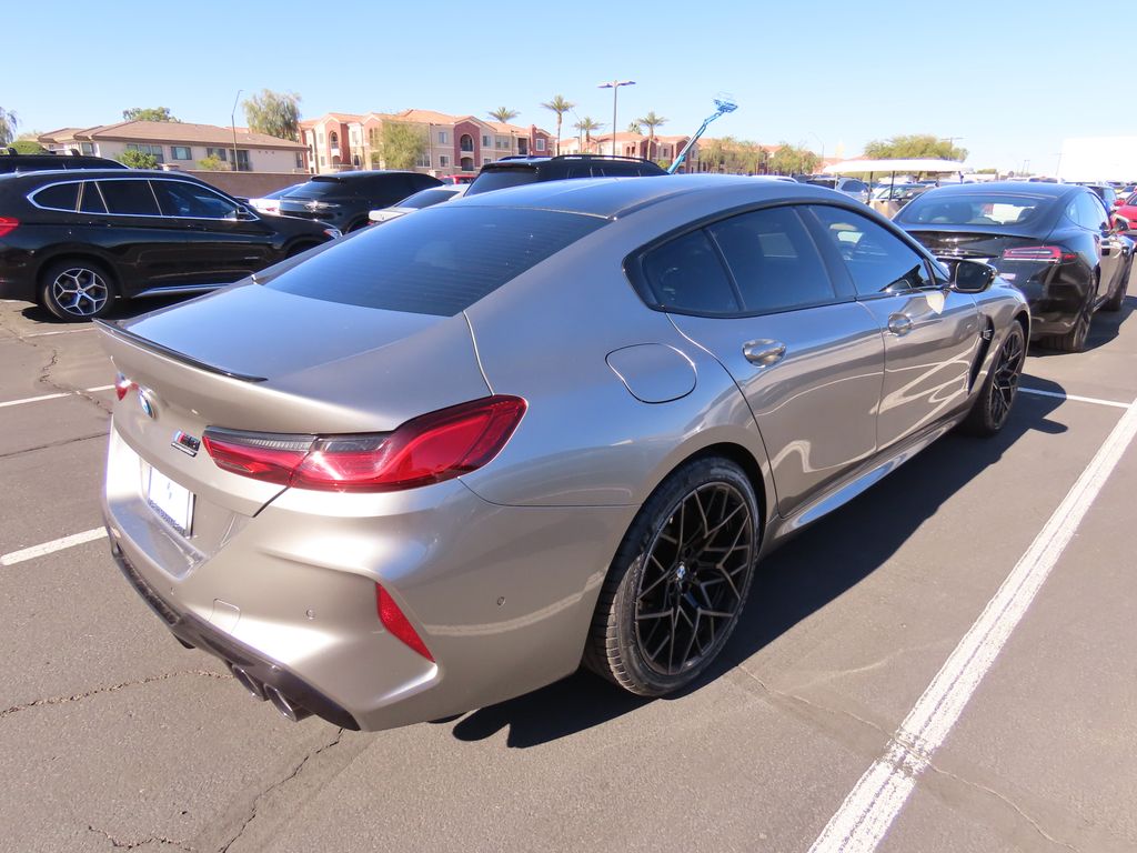 Thumbnail: 2022 BMW M8 - 3