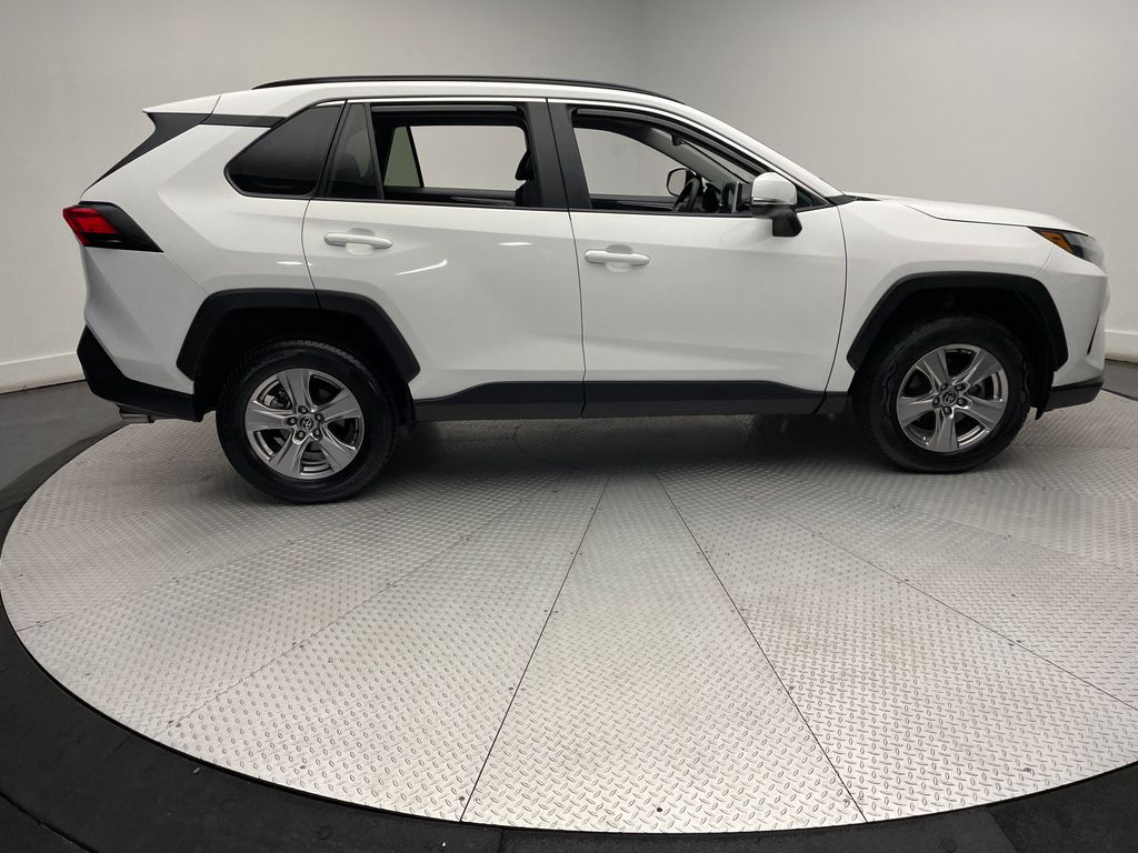 2023 Toyota RAV4 XLE 4