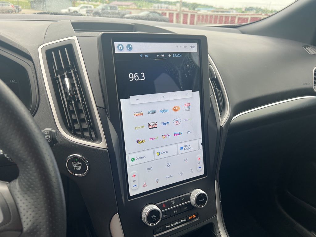 2022 Ford Edge