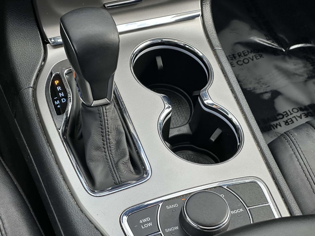 2018 Jeep Grand Cherokee Limited Edition 11